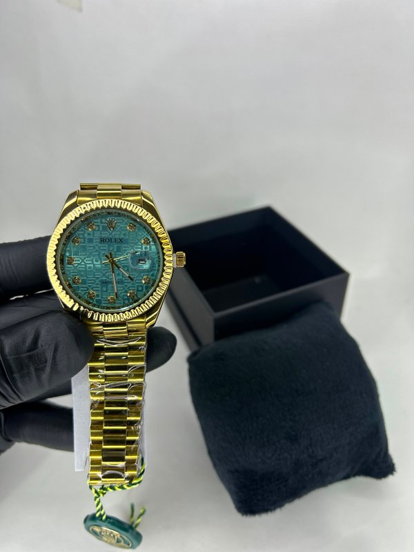 Rolex Datejust Gold – Tiffany Blue Monogram