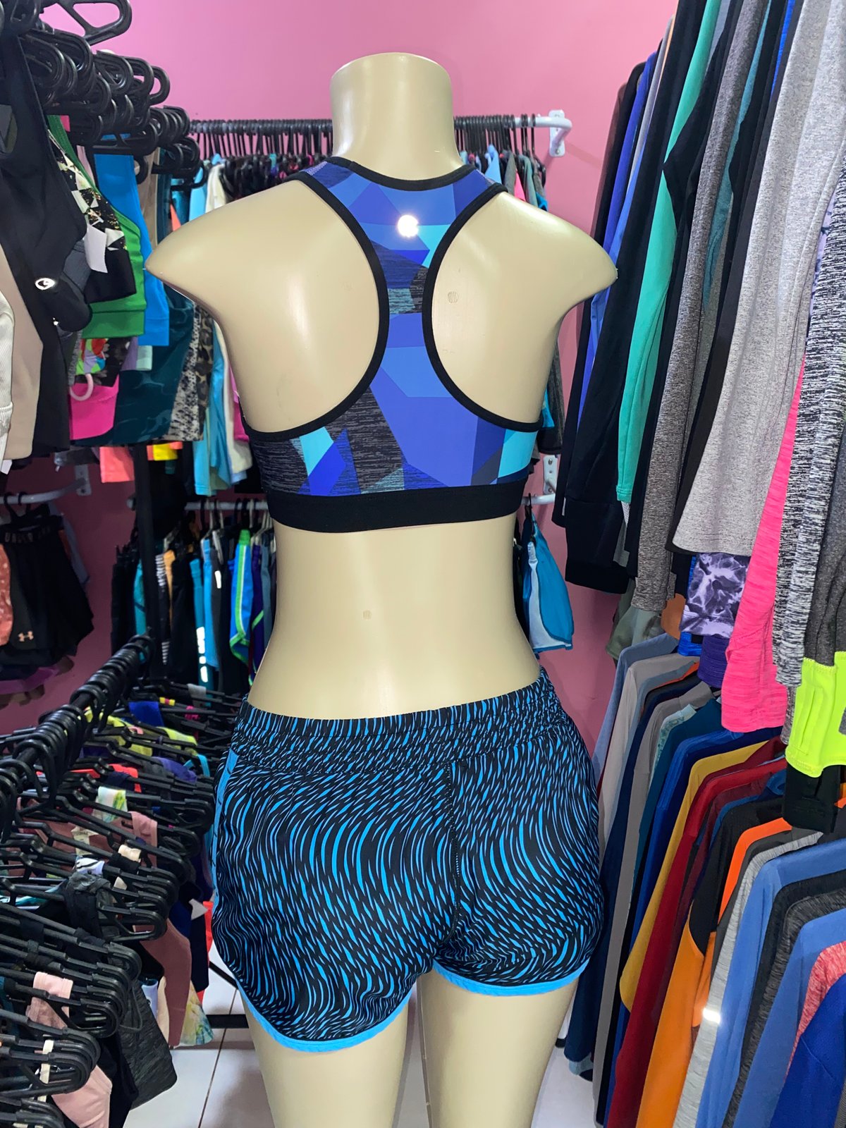 Short under armour talle XS - 2