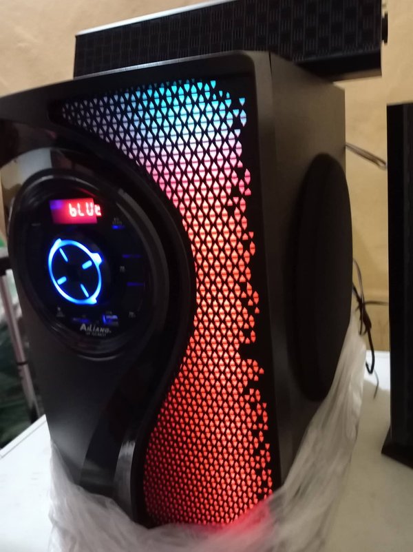 PROMO Equipo de Sonido de 3 PARLANTES 1 SUBWOOFER 9500W 