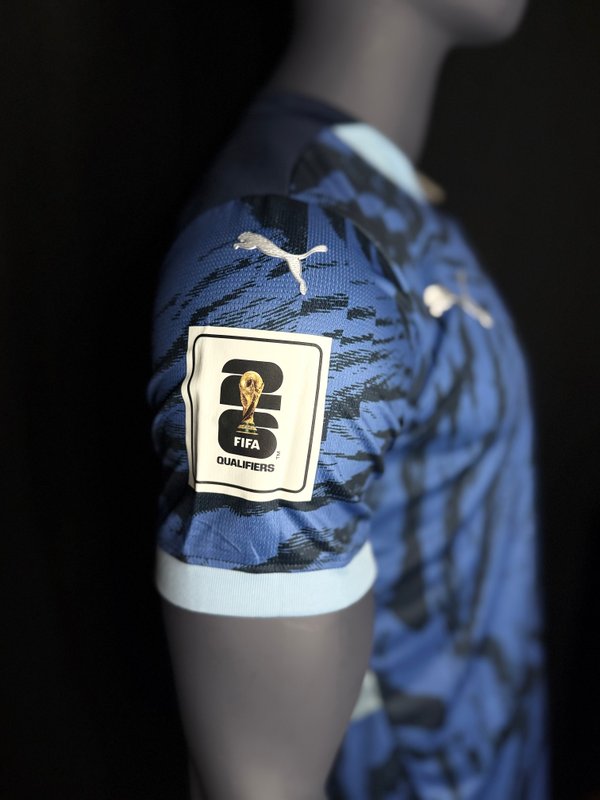 Paraguay Away Kit 2025 con Dorsales