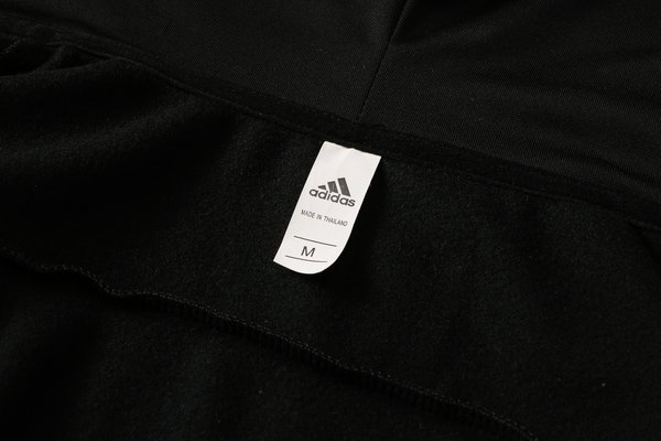 Conjunto Real Madrid Black 21/22