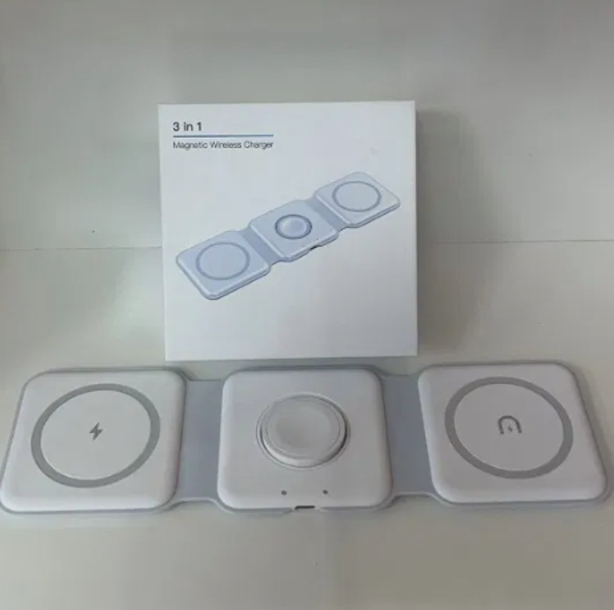 Cargador Inalambrico Plegable 3 En 1 