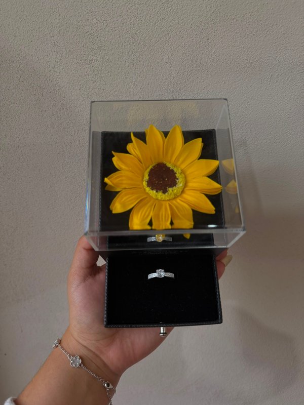 Anillo de Compromiso + Caja Girasol 💍🌻