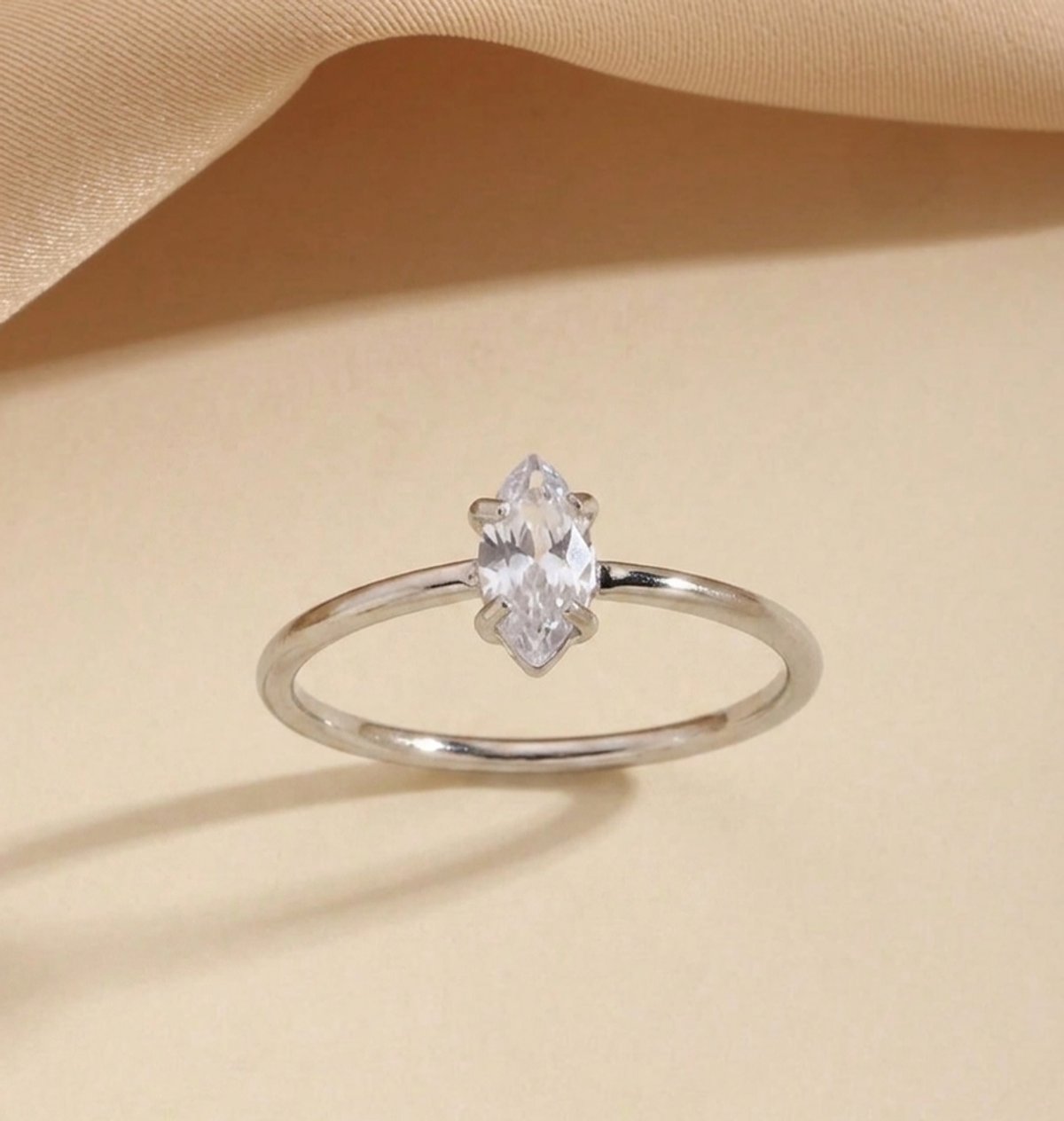 Anillo Cristal Plateado  - 2