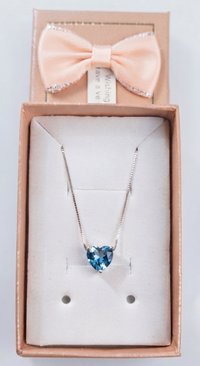 Collar Corazón de Zafiro