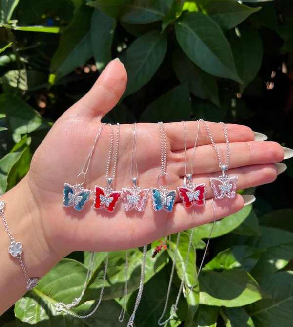 Collar mariposa 🦋 