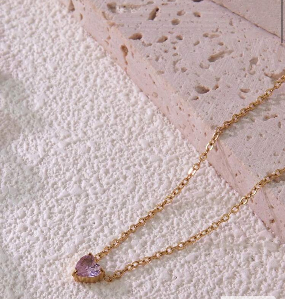 Cadenita corazón pequeño.