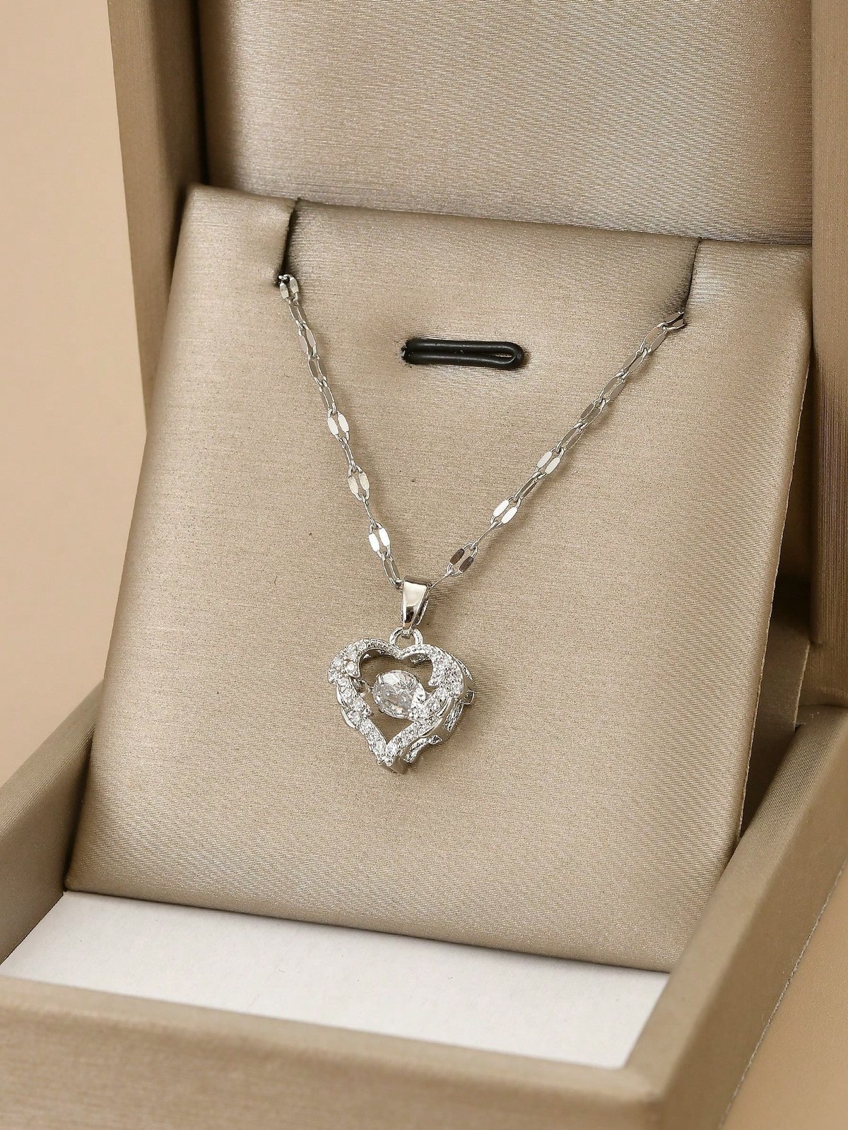 Collar corazón eterno 