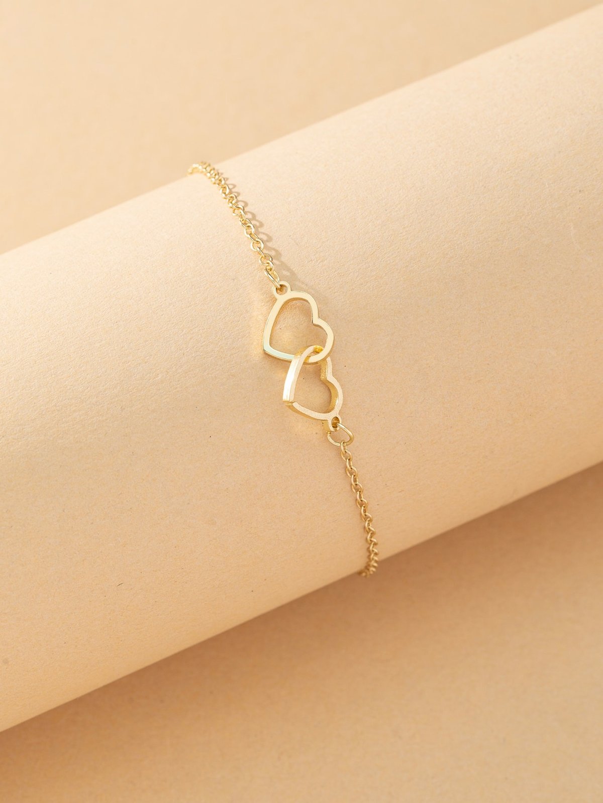 Pulsera con adorno de corazón 