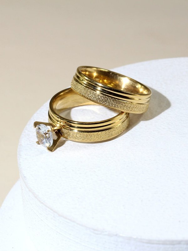 Anillo alianza gruesa.