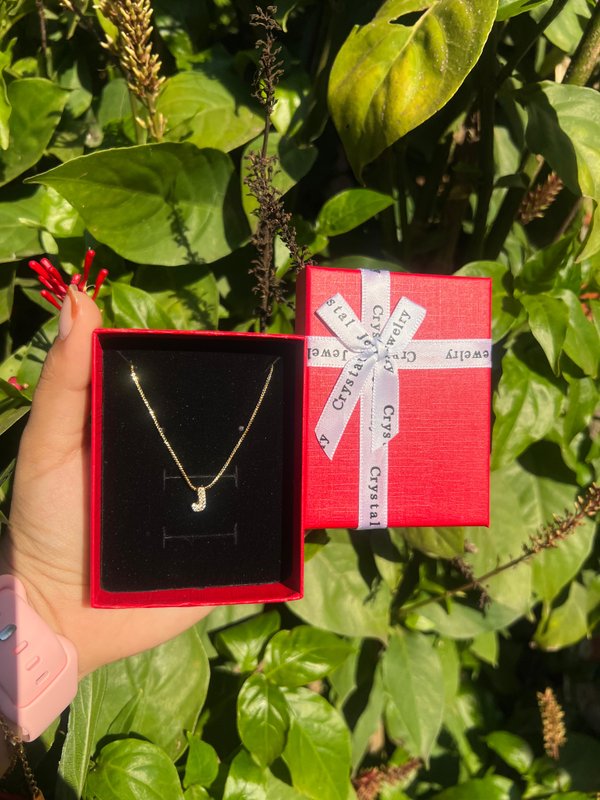 Collares con iniciales 