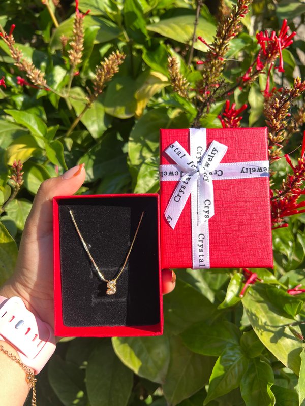 Collares con iniciales 