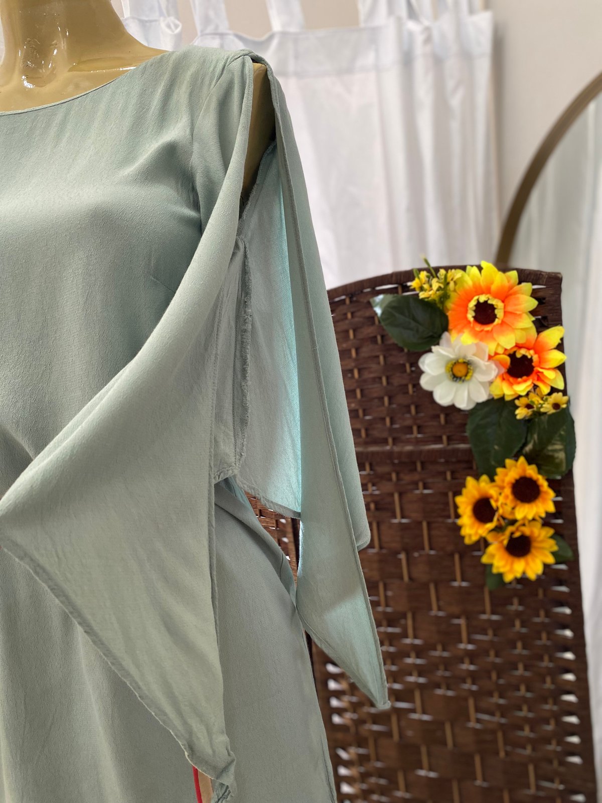 Vestido, manga abierta