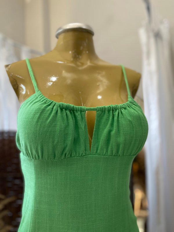 Vestido con tira 