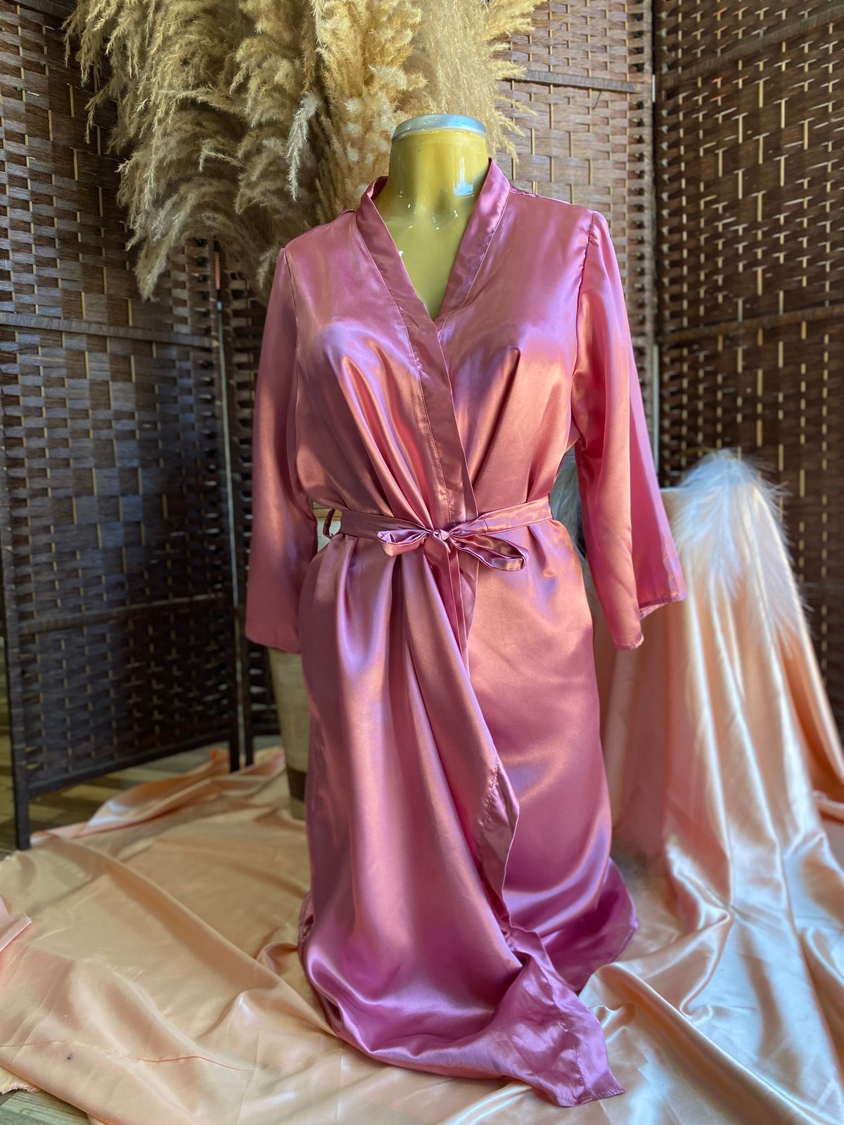 ✨Conjunto de lencería+ bata Satinada✨ - 2