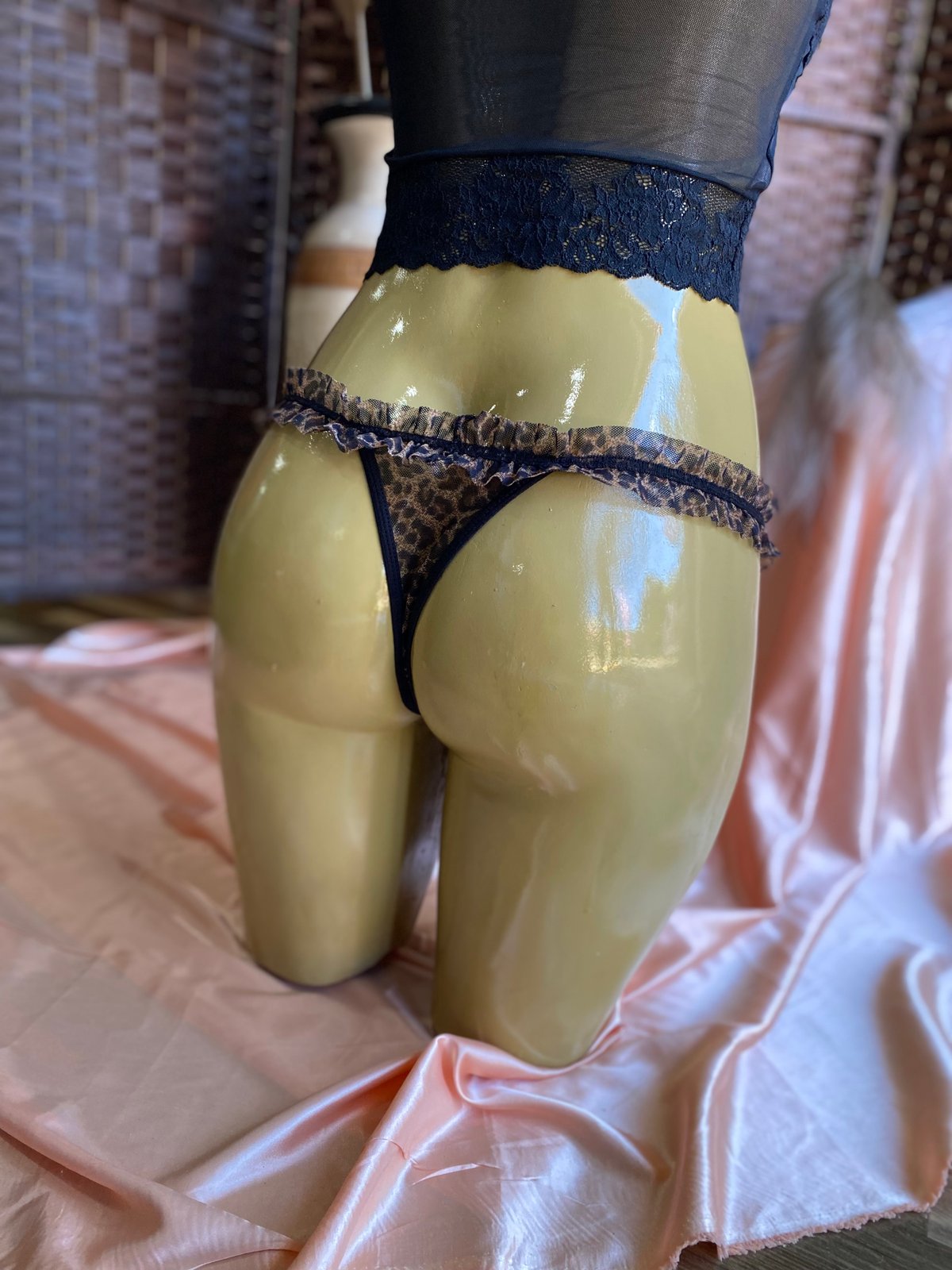 🤎 Descubrí nuestros conjuntos de bikini y top - 5