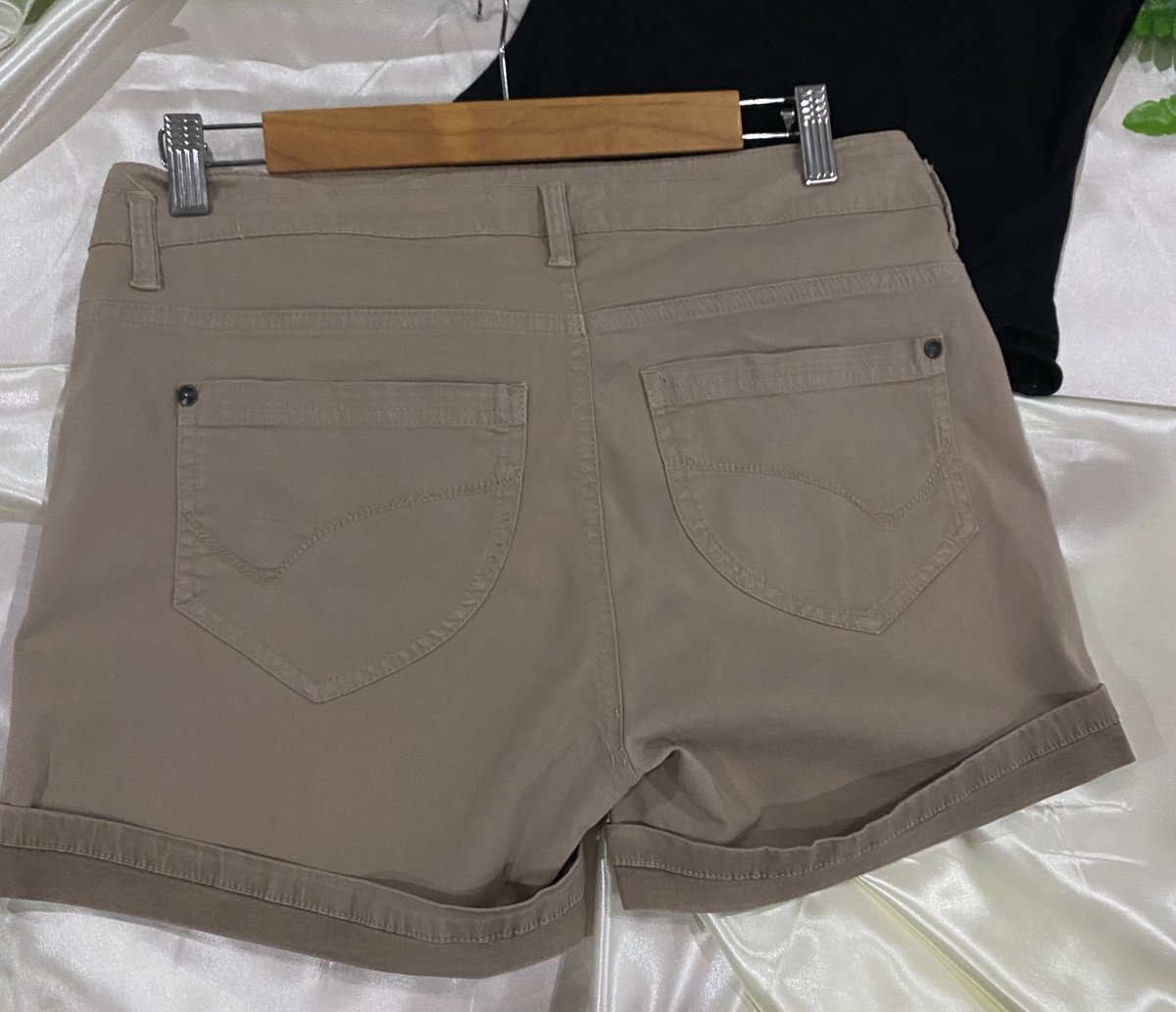 Short con bolsillo  - 2