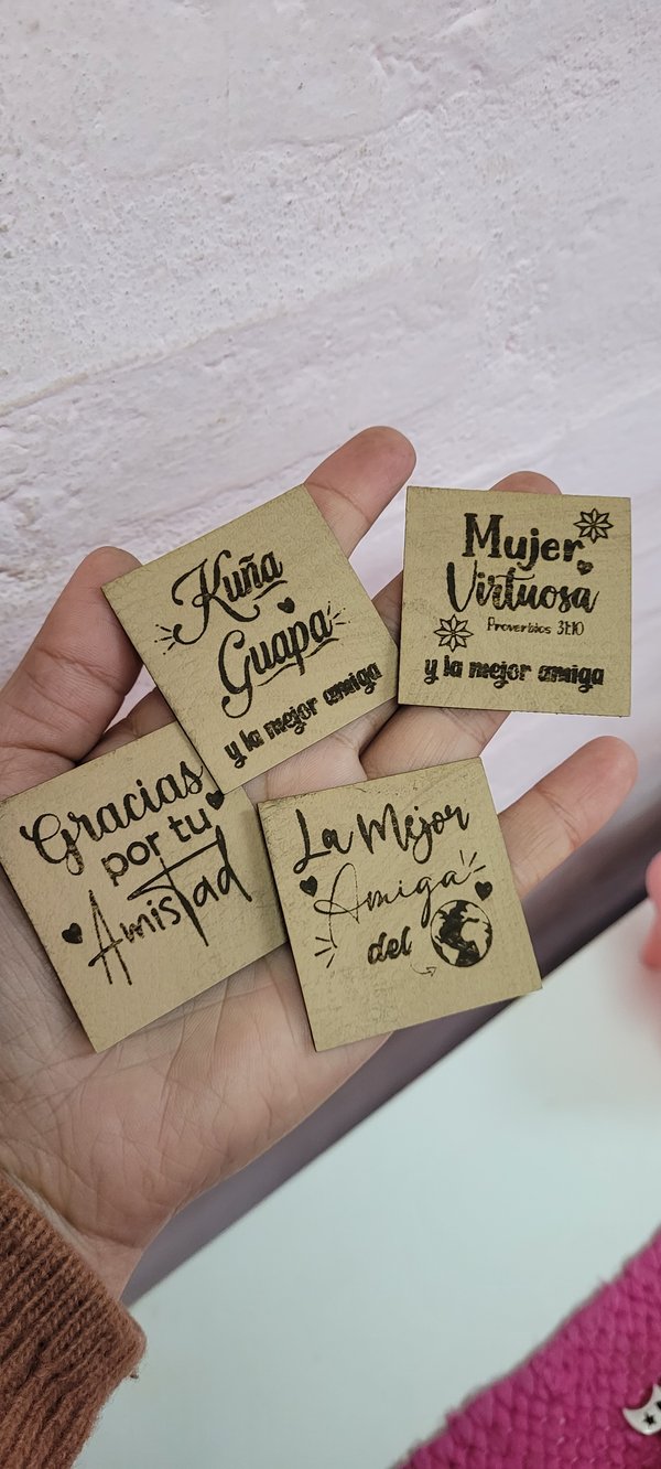 corte y grabado de cuerina