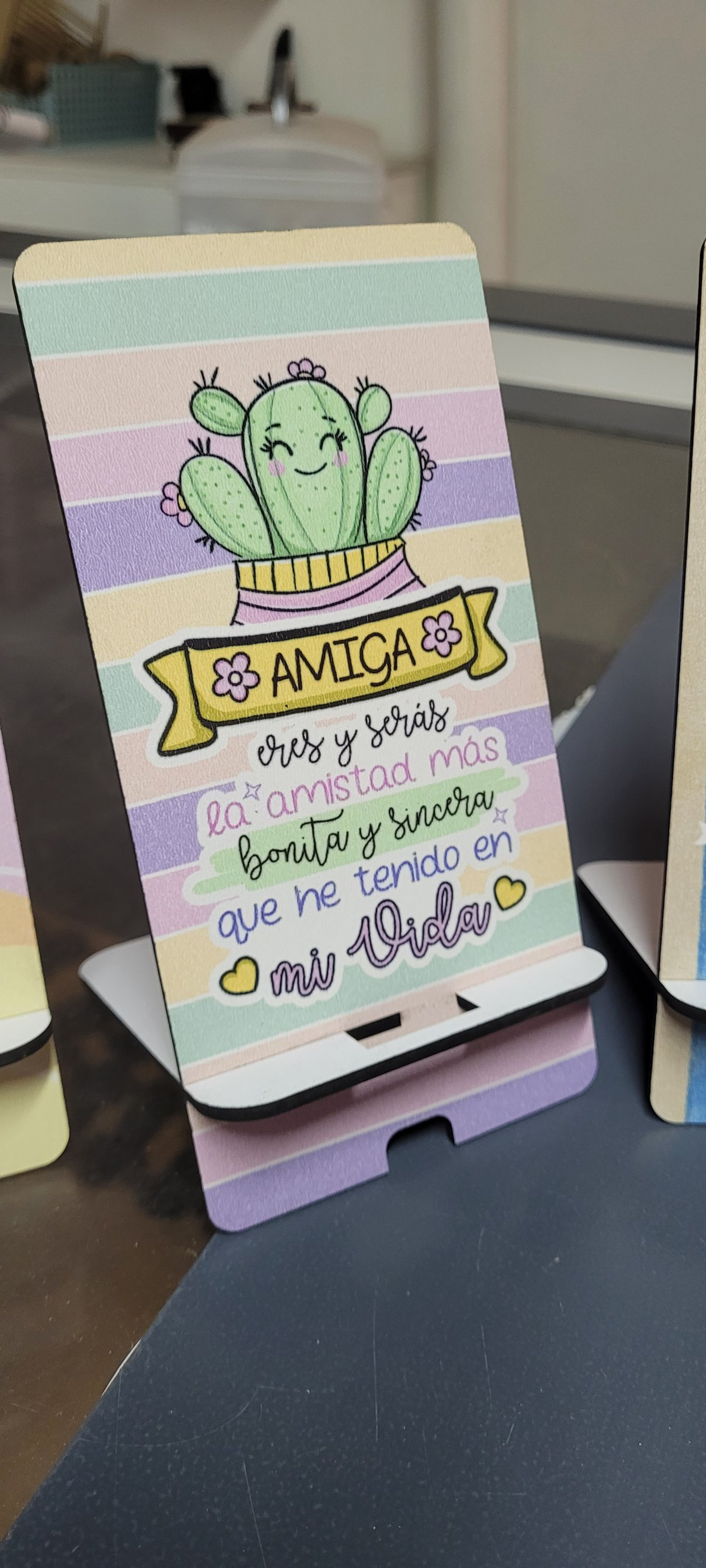 SOPORTE DE CELULAR - 2