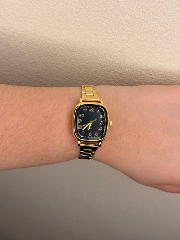 Reloj dorado ajustable rec