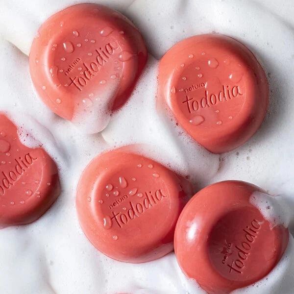 Jabón en barra puro vegetal Tododia Fresa y Vainilla Dorada