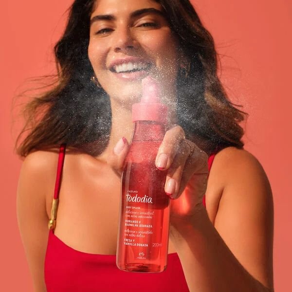 Body Splash Tododia Fresa y Vainilla Dorada 200 ml