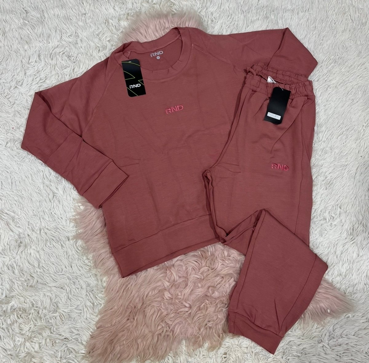 RND conjunto  - 2