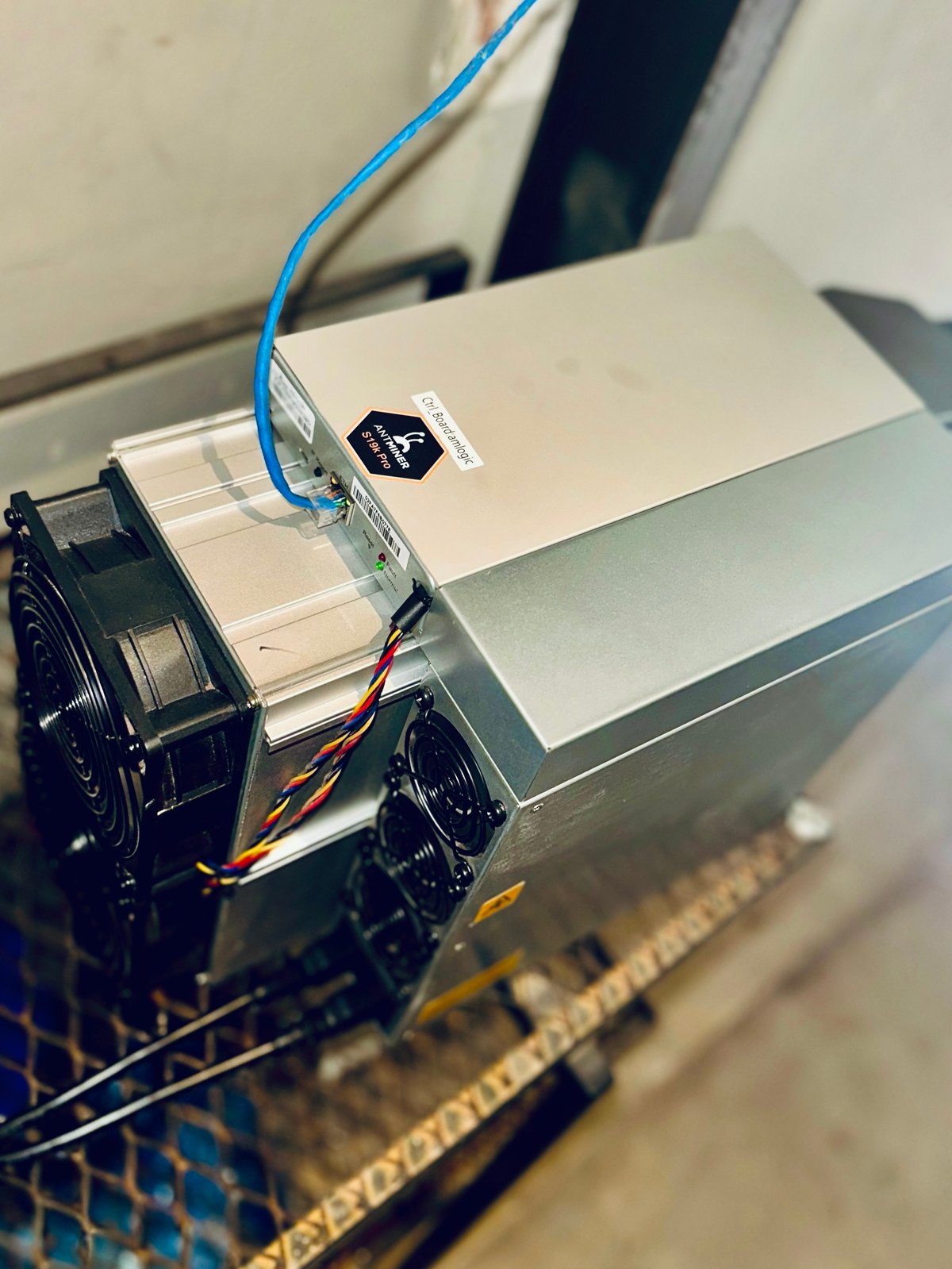 EN venta Minero antminer s19kpro 120th