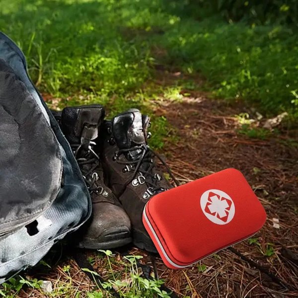 • Kit de Primeros Auxilios Completo para Viaje (36 Piezas)