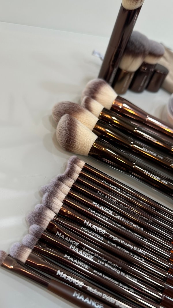 Set de 23 piezas brochas profesionales MAANGE