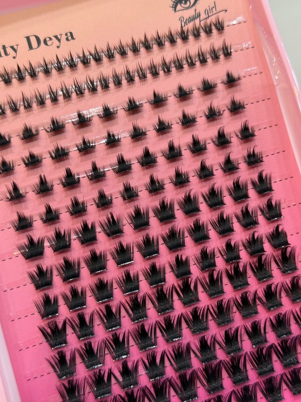 Efecto wispy 40D con pestañas inferiores