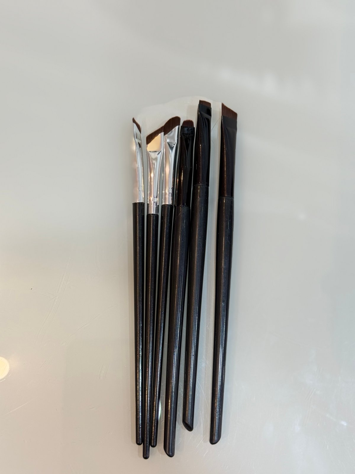 Brochas para cejas y delineados - 2