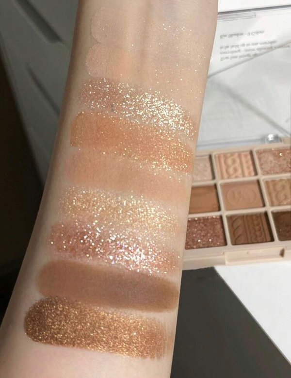 Paleta de sombras DIKALU