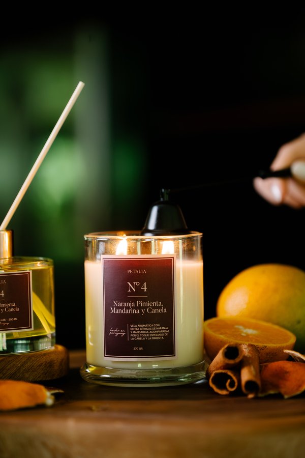 Vela OGA N.° 4- Naranja pimienta, mandarina y canela
