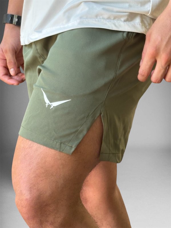 Short deportivo verde musgo 