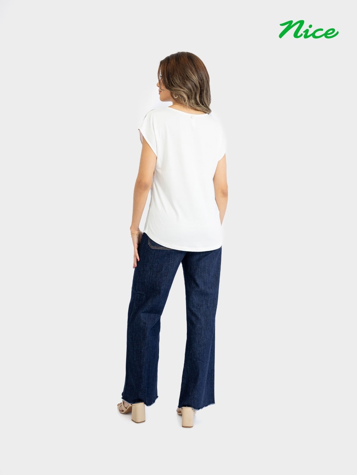 Dark Wide Leg Jeans - 3