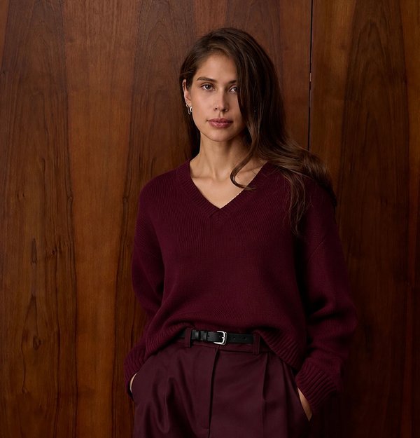 Sweater knit cuello V