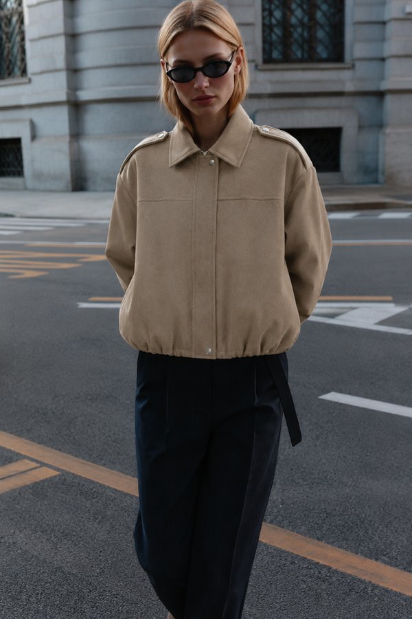 Chaqueta Bomber beige