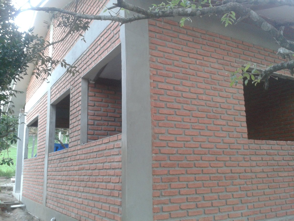 CONSTR DE VIVIENDAS FAMILIAR Y COMERCIAL - 4