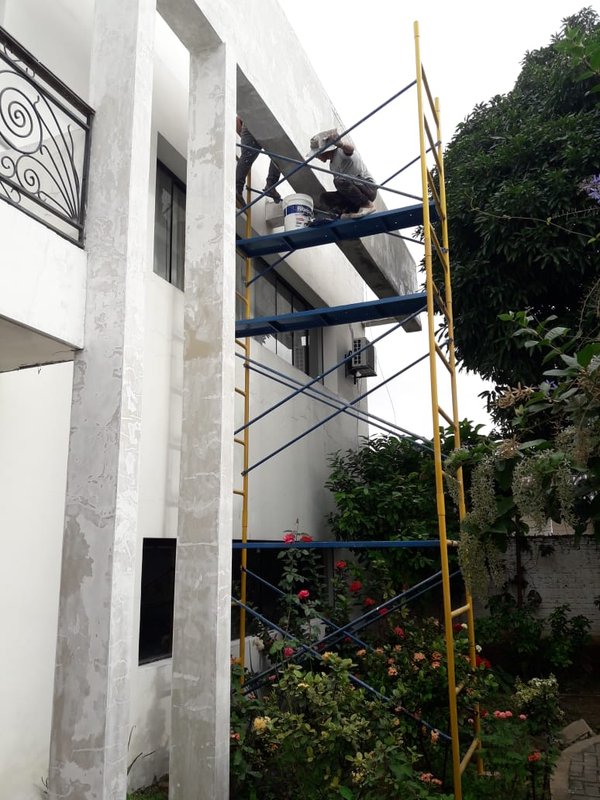PINTURA INTERIOR Y EXTERIOR