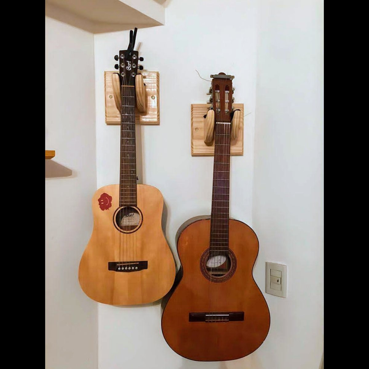 Soporte de Pared Simple para Guitarra o Bajo 🎸 - 2