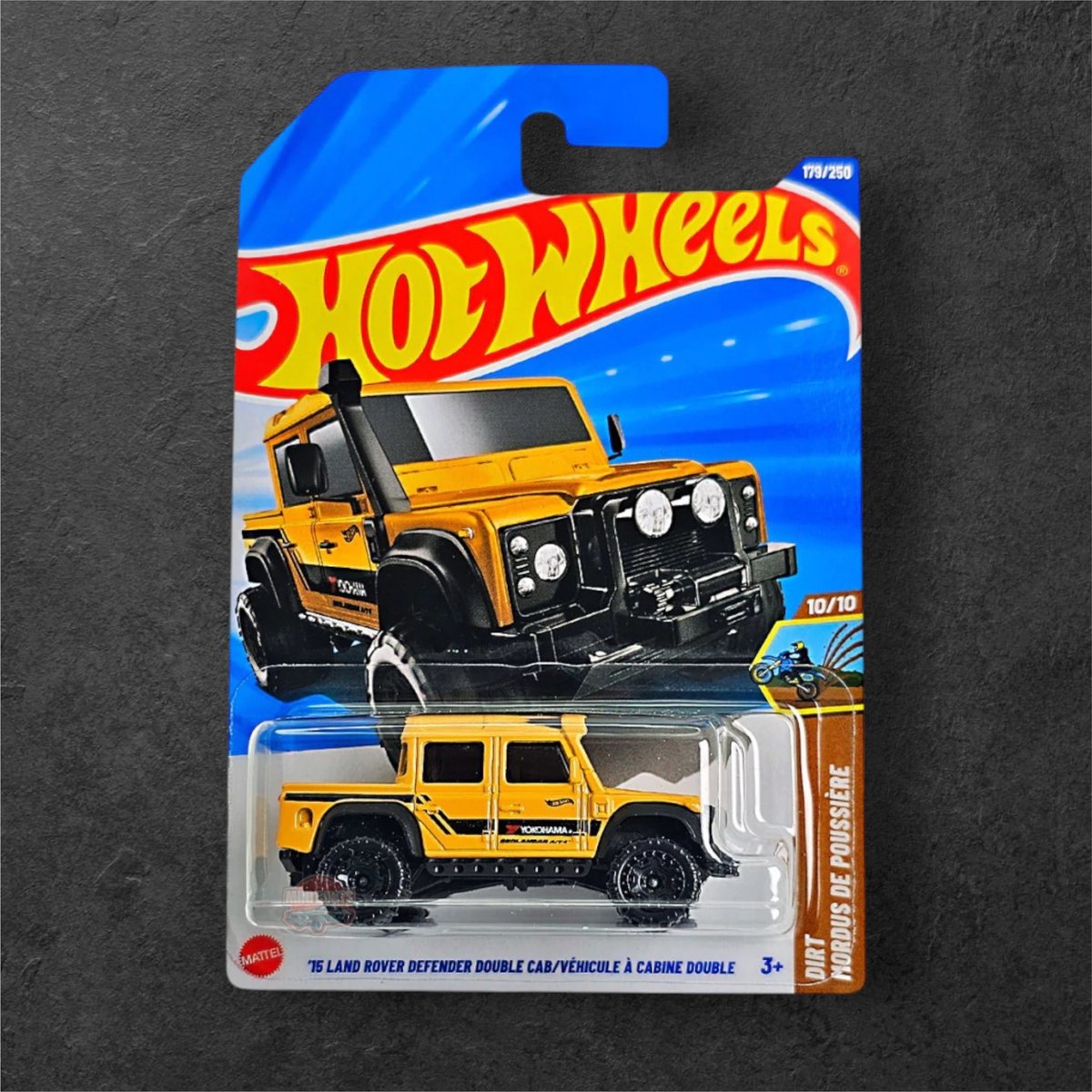Hot Wheels '15 Land Rover Defender Double Cab - Amarillo
