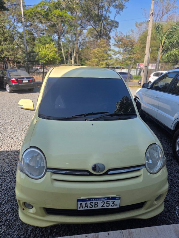 Toyota sienta 