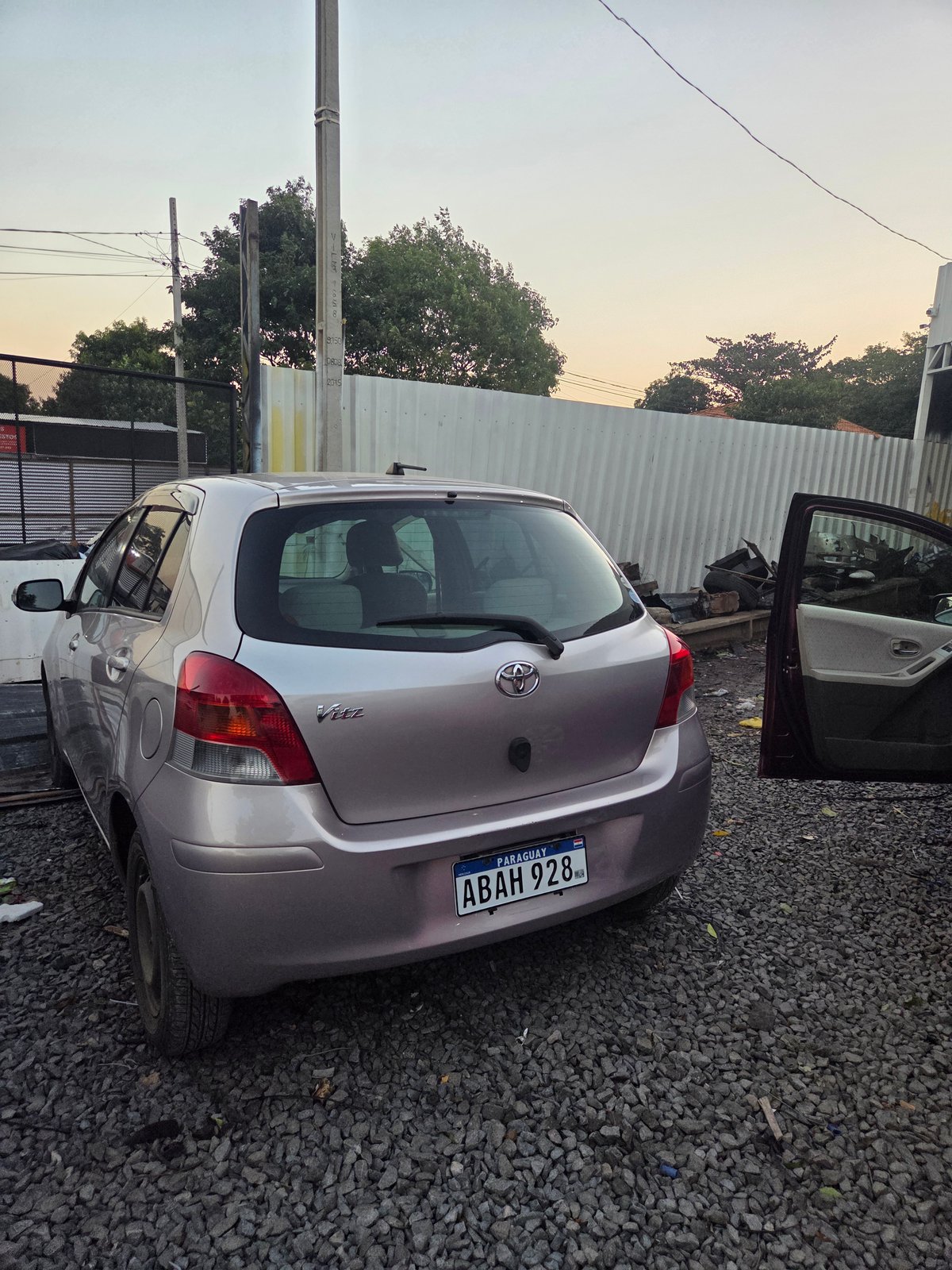New vitz 2008 - 7