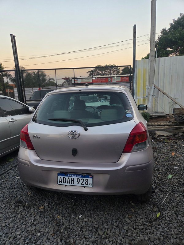 New vitz 2008