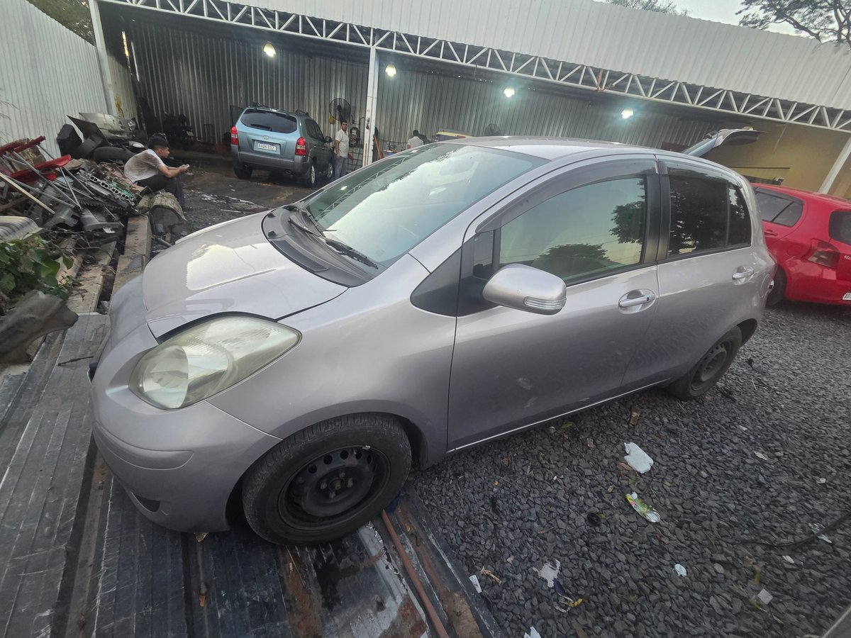 New vitz 2008 - 2