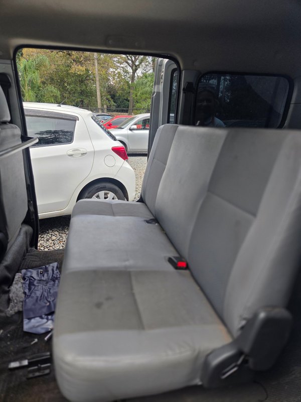 Toyota liteace 2013