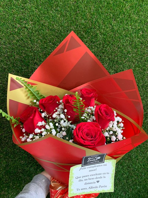Ramo de 6 rosas rojas
