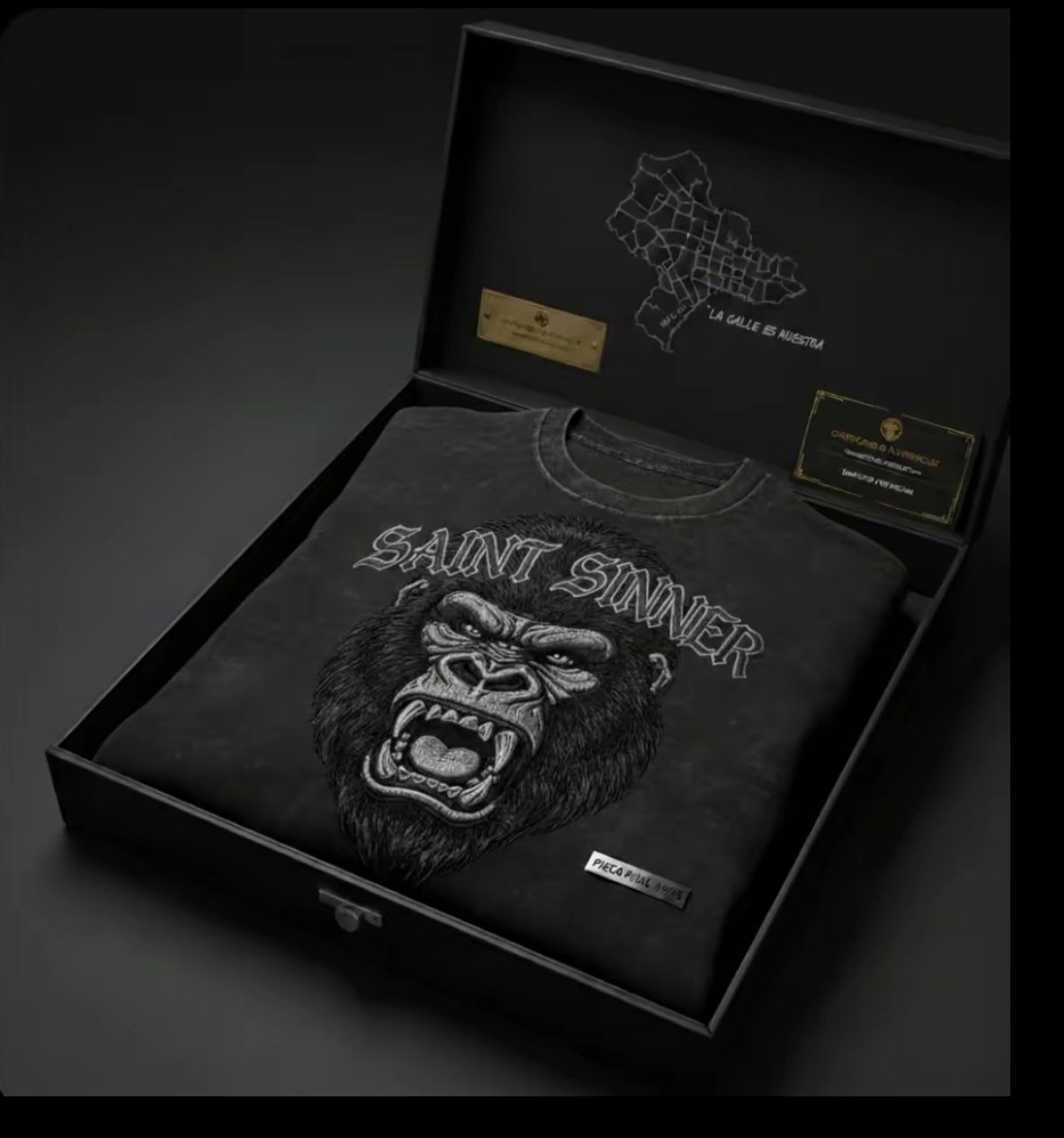 Polera "Saint Sinner" – Edición Collector