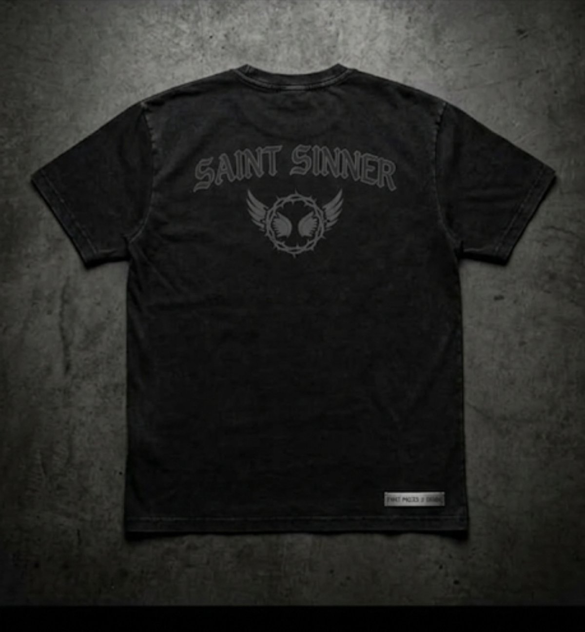 Polera "Saint Sinner" – Edición Collector - 2